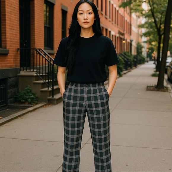 Banana Republic Pants - Banana Republic Gray and Black Checkered Trousers